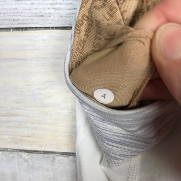 Lululemon White Gray Racerback Built In Tank Top Shirt 4 - Picture 4 of 4